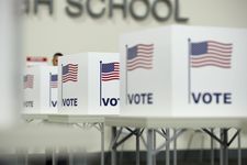 这些民主党人认为该党需要人工智能来赢得选举